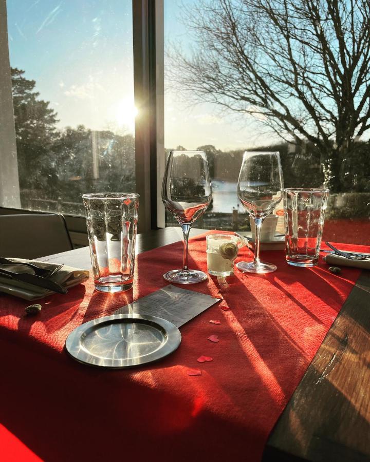 Hotel Restaurant Logis Cote Lac Савне Екстериор снимка