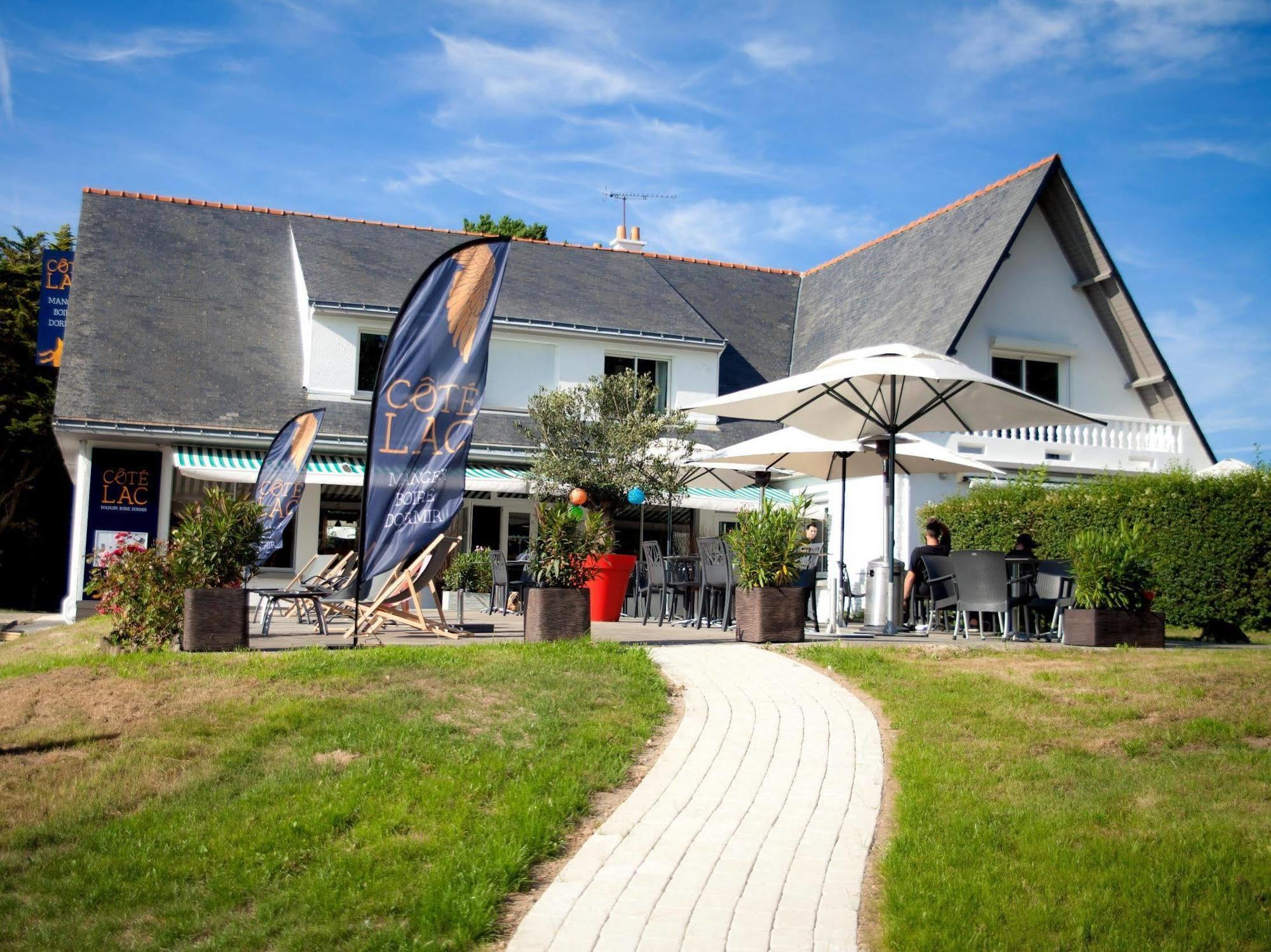 Hotel Restaurant Logis Cote Lac Савне Екстериор снимка